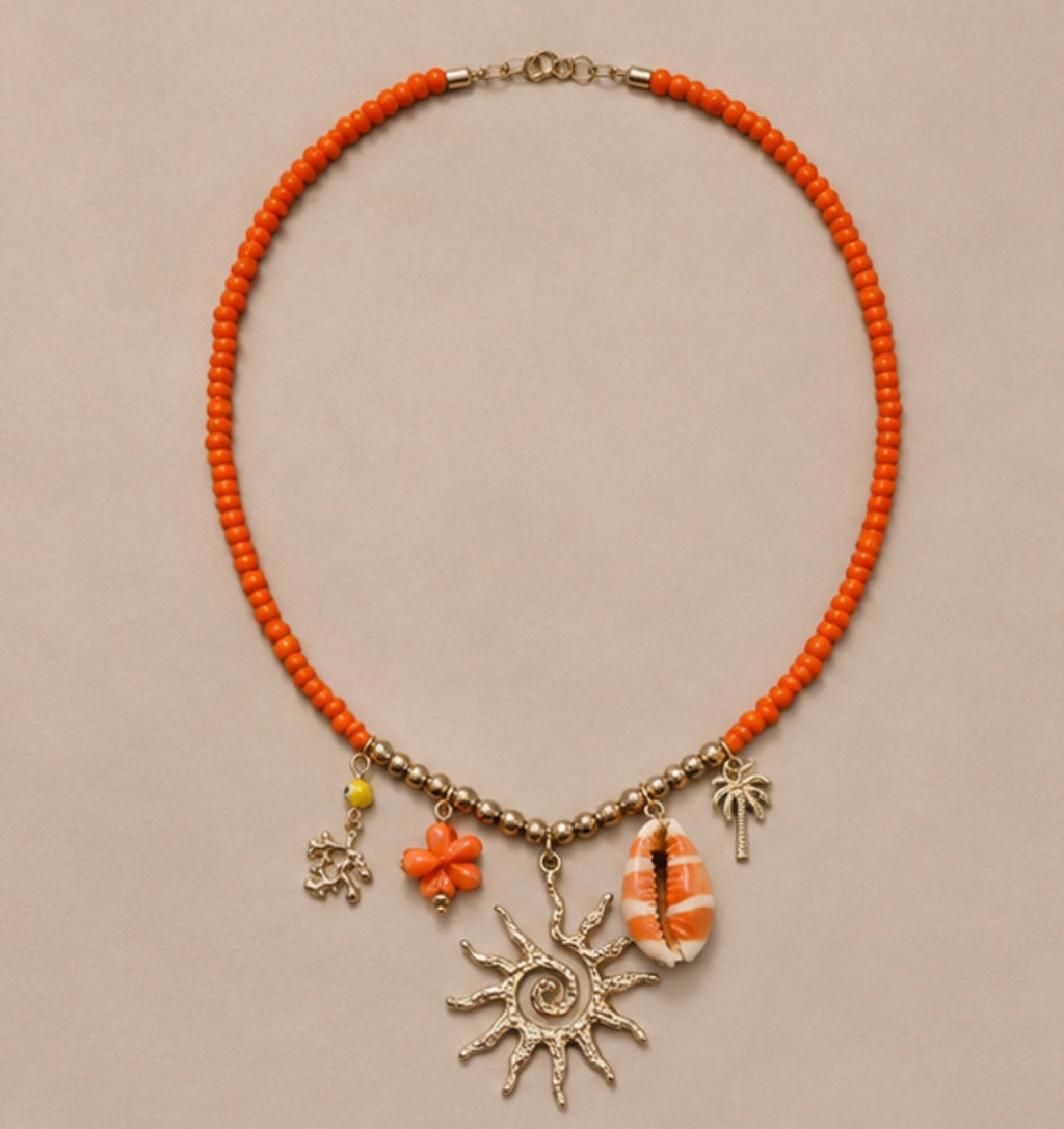 Collar Naranja Dije Sol