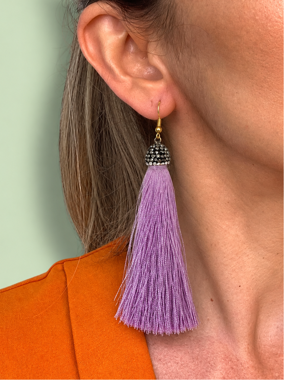 Aretes Hilo de Seda Lila