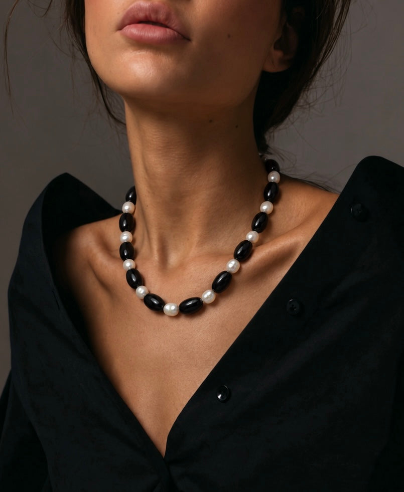 Collar Agatas Negras & Perlas Biwa