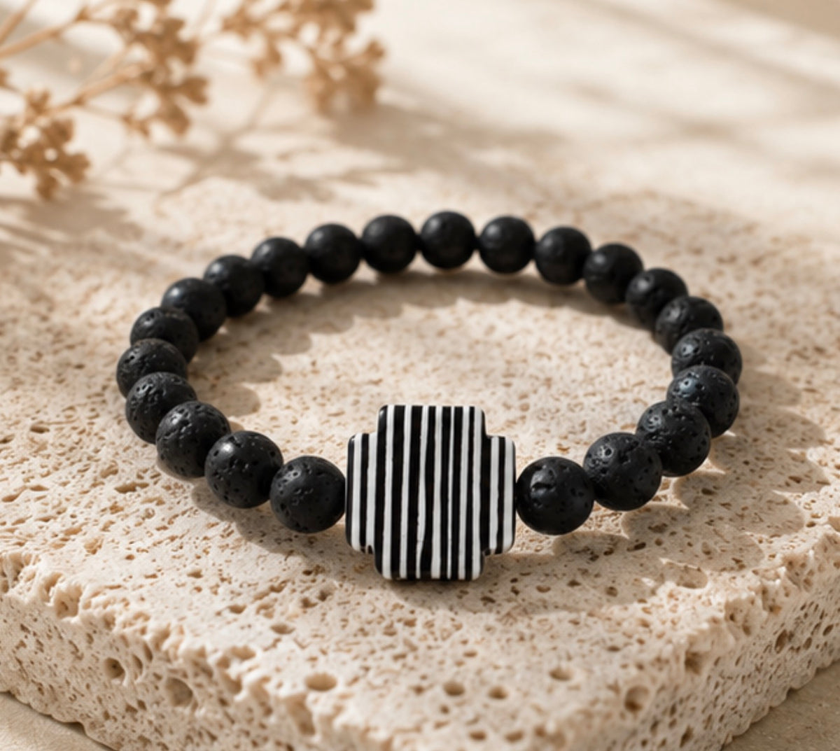 Pulsera Piedra Volcanica