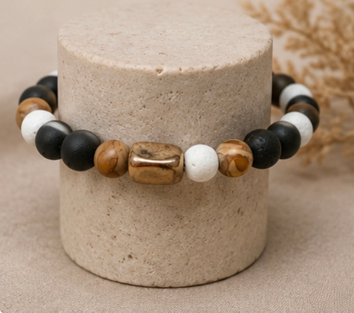 Pulsera Volcanica & Hematita