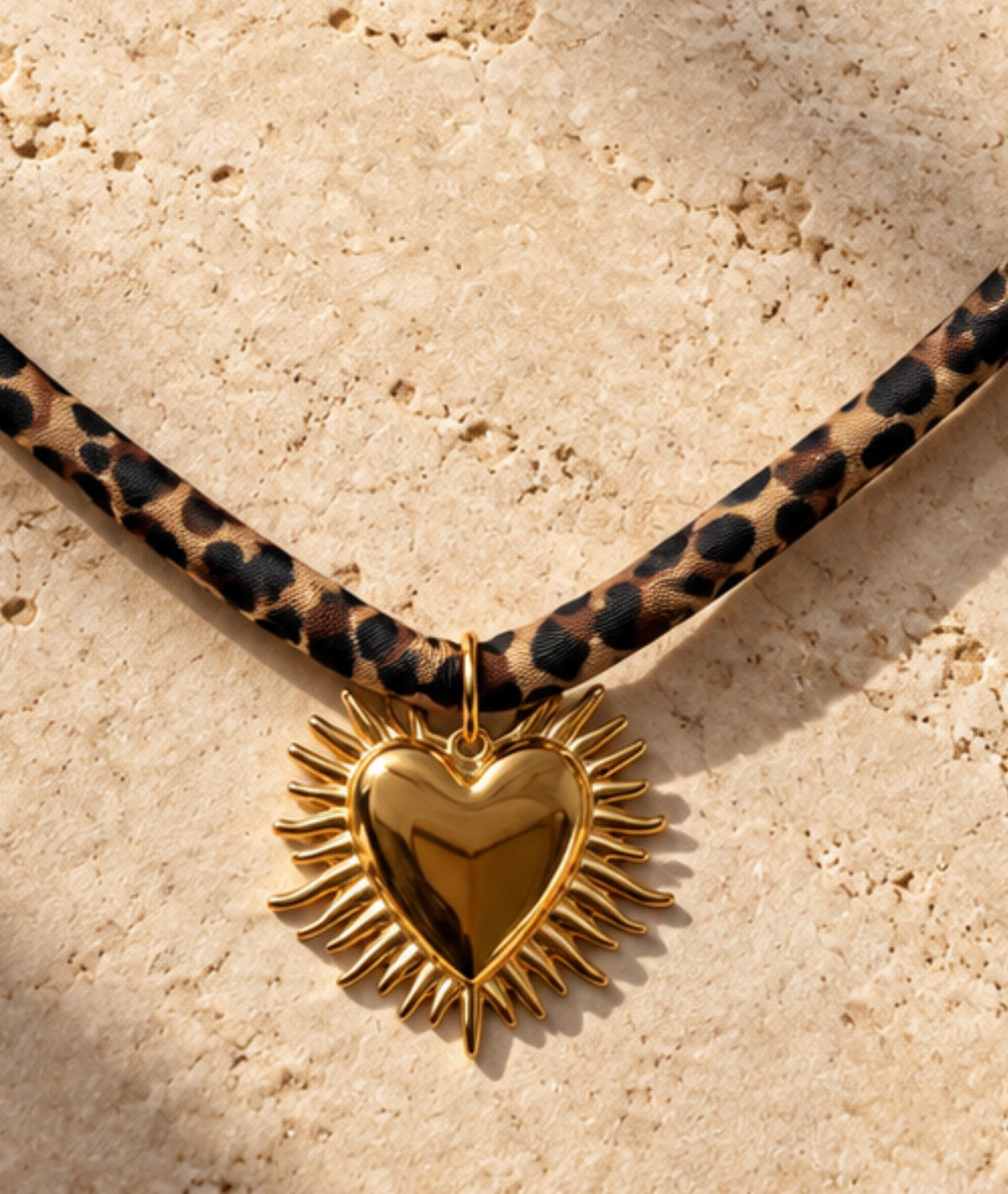 Collar Animal Print Corazon