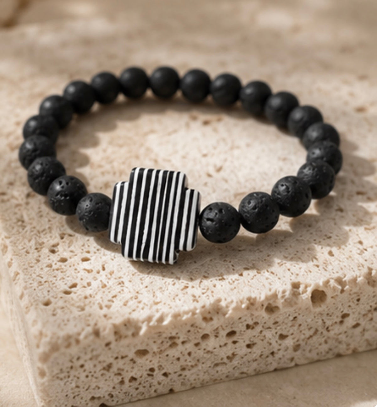 Pulsera Piedra Volcanica