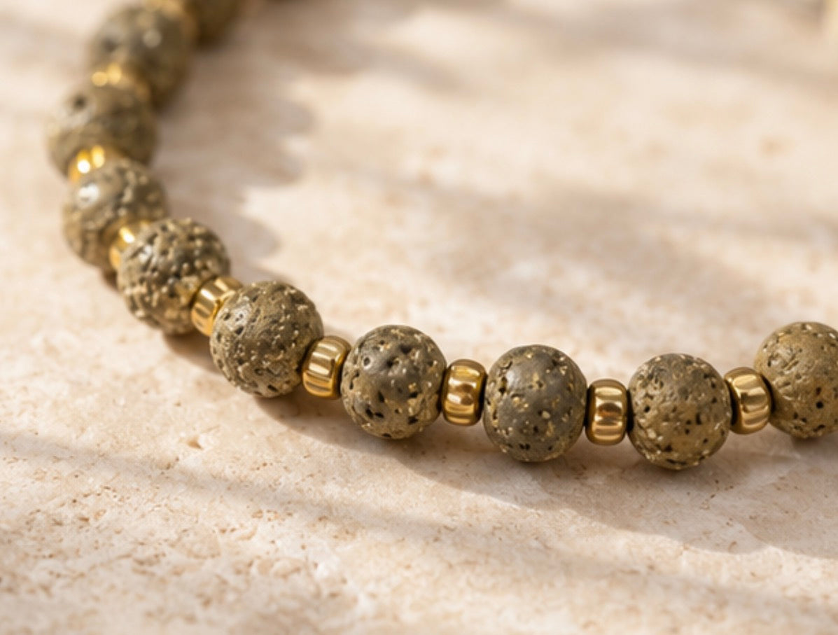 Pulsera Piedra Volcanica & Hematitas