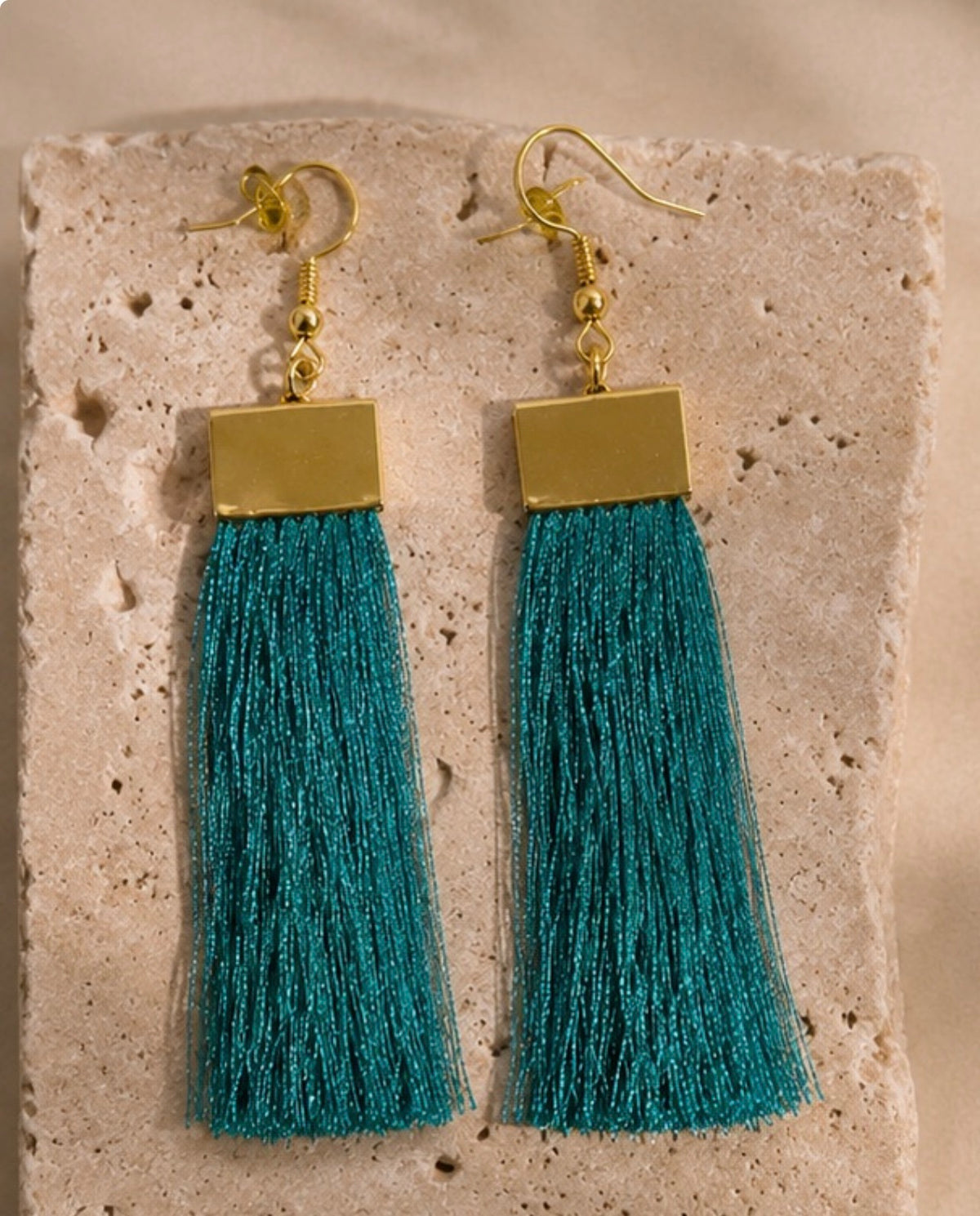 Aretes flecos verde esmeralda