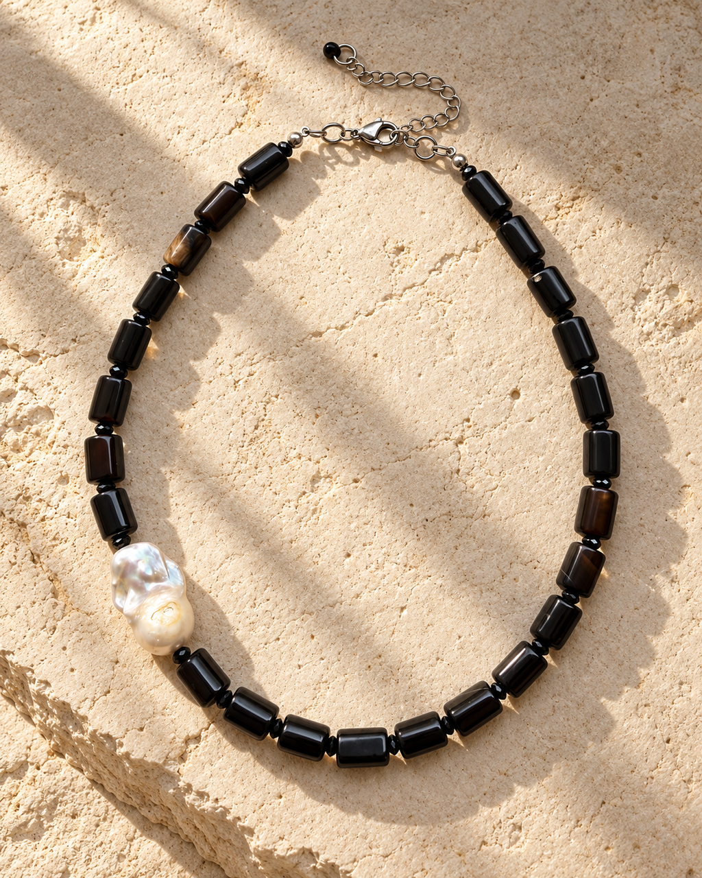 Collar Agatas Negras & Perla Barroca