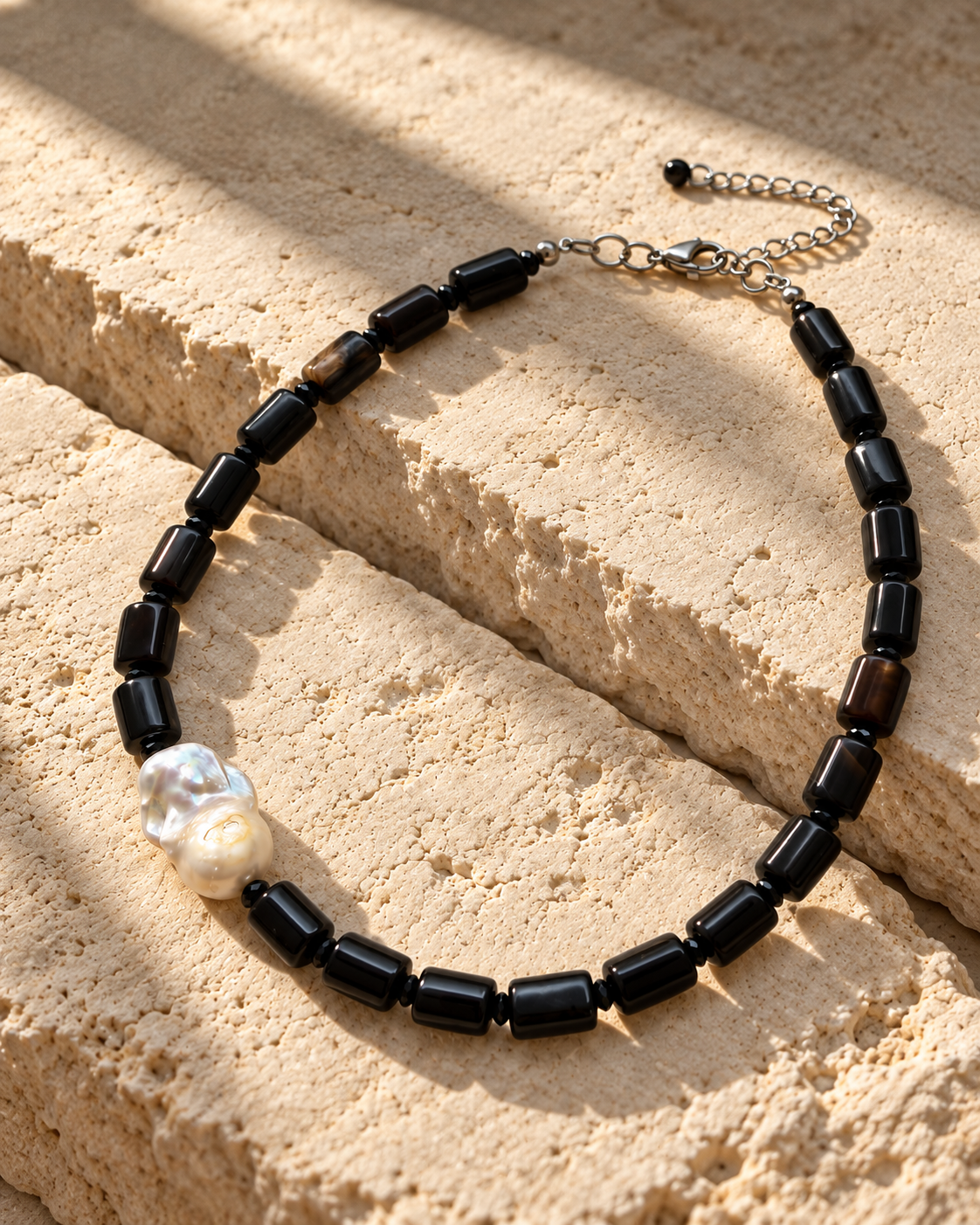 Collar Agatas Negras & Perla Barroca