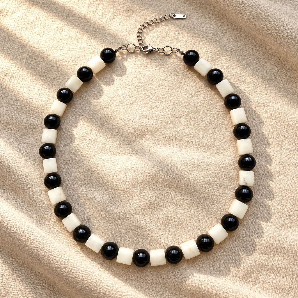 Collar Jade Blanco & Agatas Negras