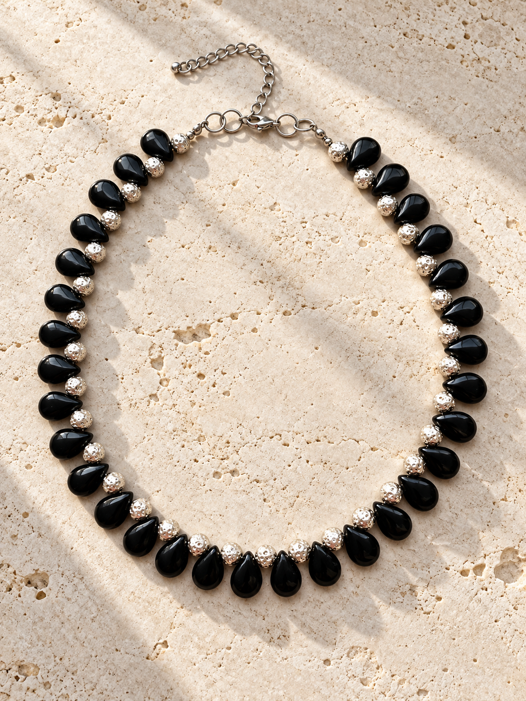 Collar Onix & Piedra Volcánica