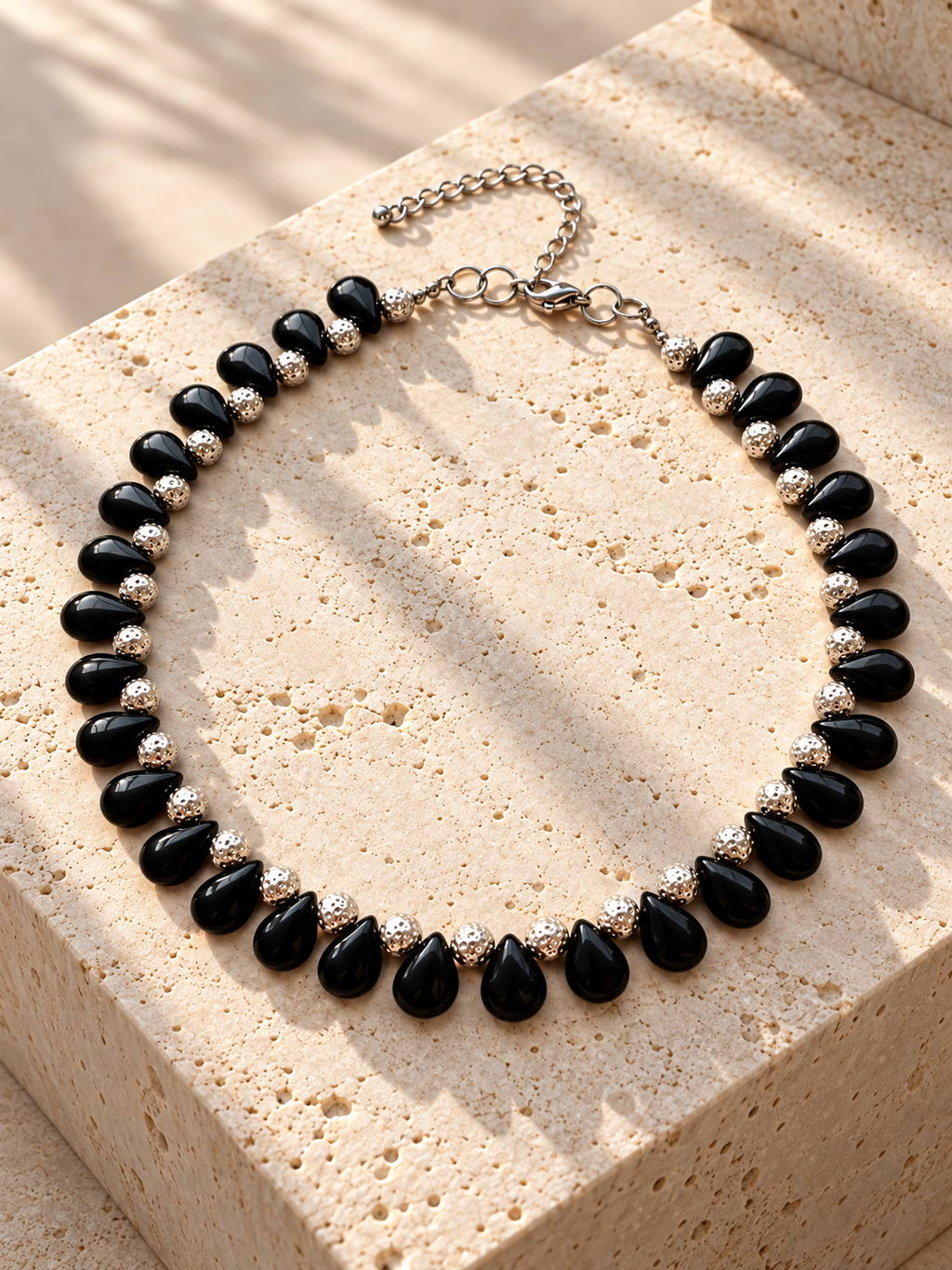 Collar Onix & Piedra Volcánica