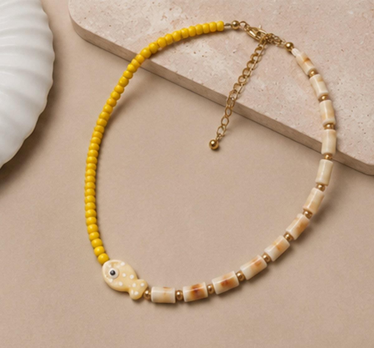 Collar Amarillo Pescado