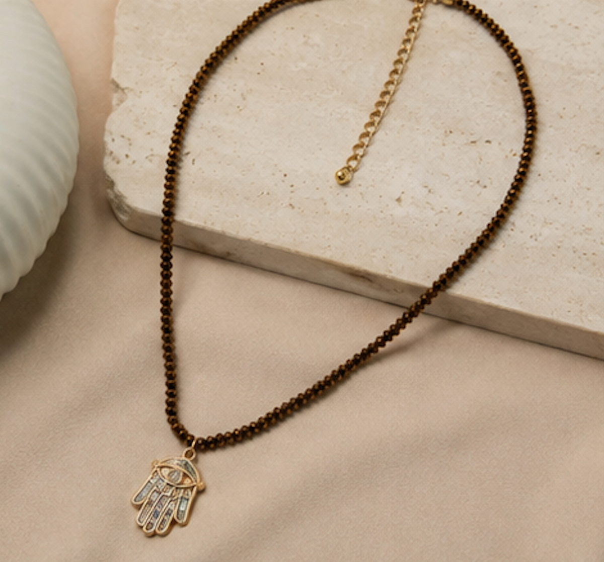 Collar Cristal Bronce con Mano de Fatima